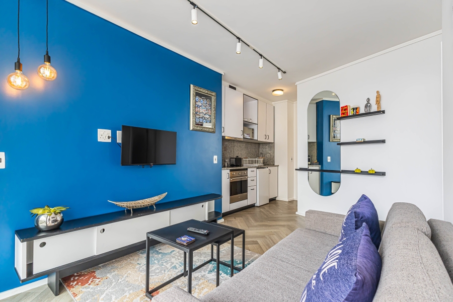 1 Bedroom Property for Sale in Sea Point Western Cape